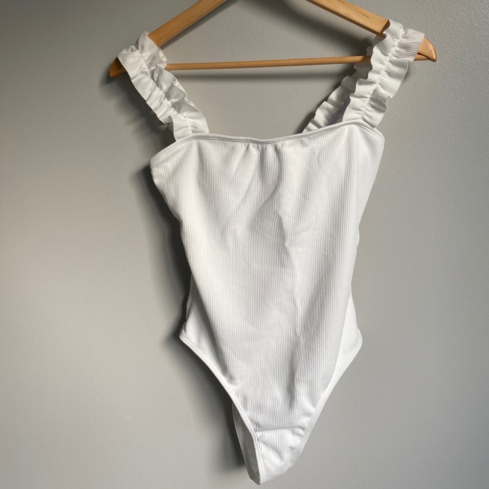 New Ruffled Cami Bodysuit - Picture 4 of 7